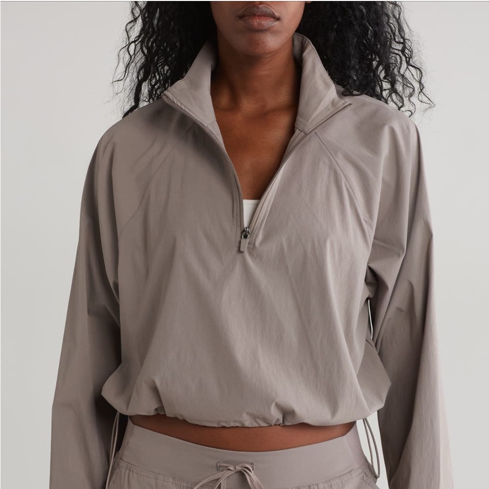 90 DEGREE BY REFLEX  Gia Ripstop Crop Half Zip Jacket. Small